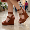 Sandalias de Plataforma con Tres Fajas — Modelo Irene