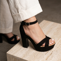 Sandalias de Gamuza con Plataforma — Modelo Lucia