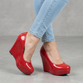 Cuñas de Charol con Plataforma — Modelo Maria Isabel