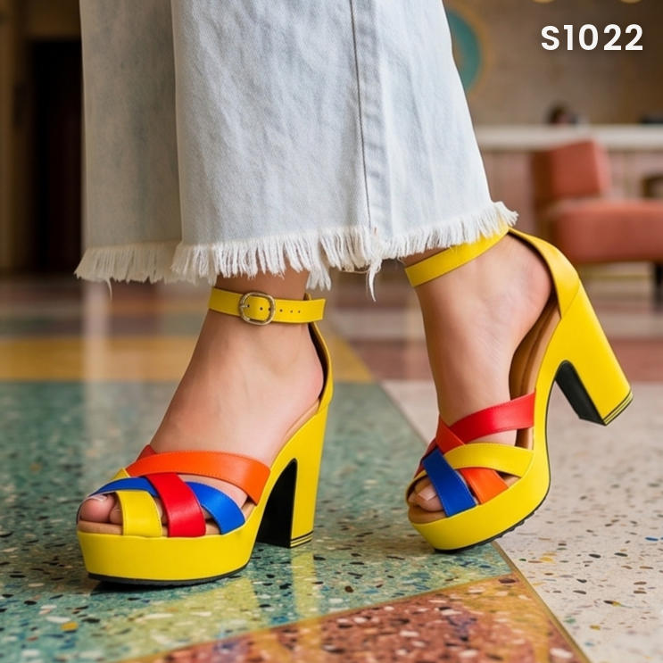 Sandalias de Tiras Trenzadas con Plataforma — Modelo Ana Paula