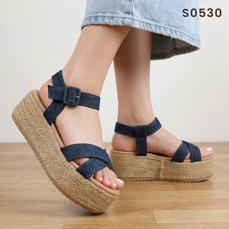 Sandalias de Tela Jean con Plataforma — Modelo Emilia