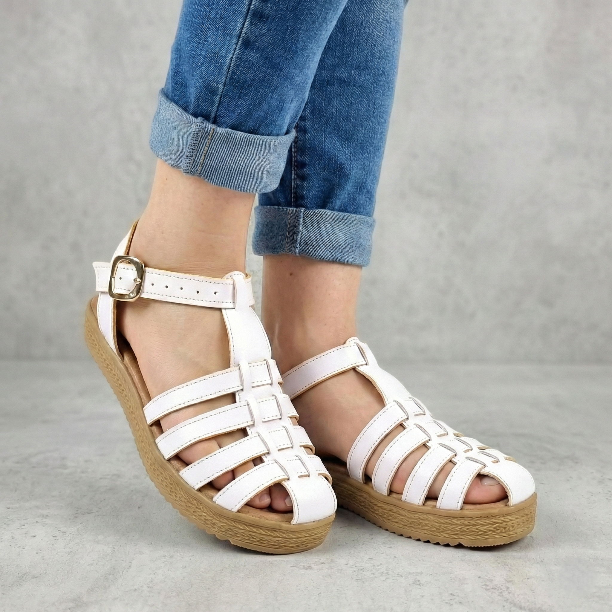 Sandalias Cerradas de Tiras Trenzadas — Modelo Gardenia