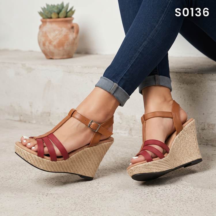Sandalias de Plataforma con Fajas Cruzadas — Modelo Alba Luz