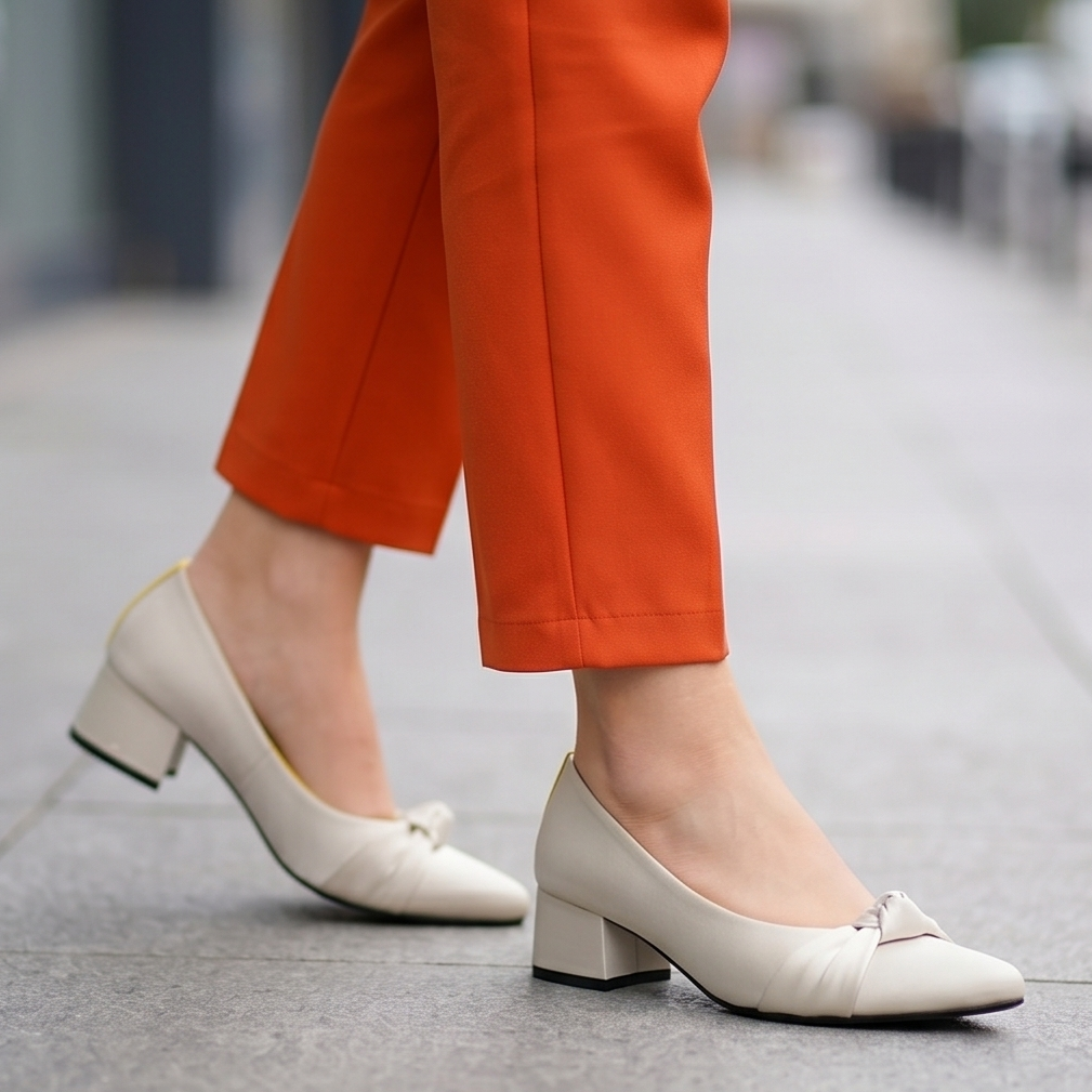 Zapatos Cerrados con Nudo y Tacón Bajo — Modelo Sandra