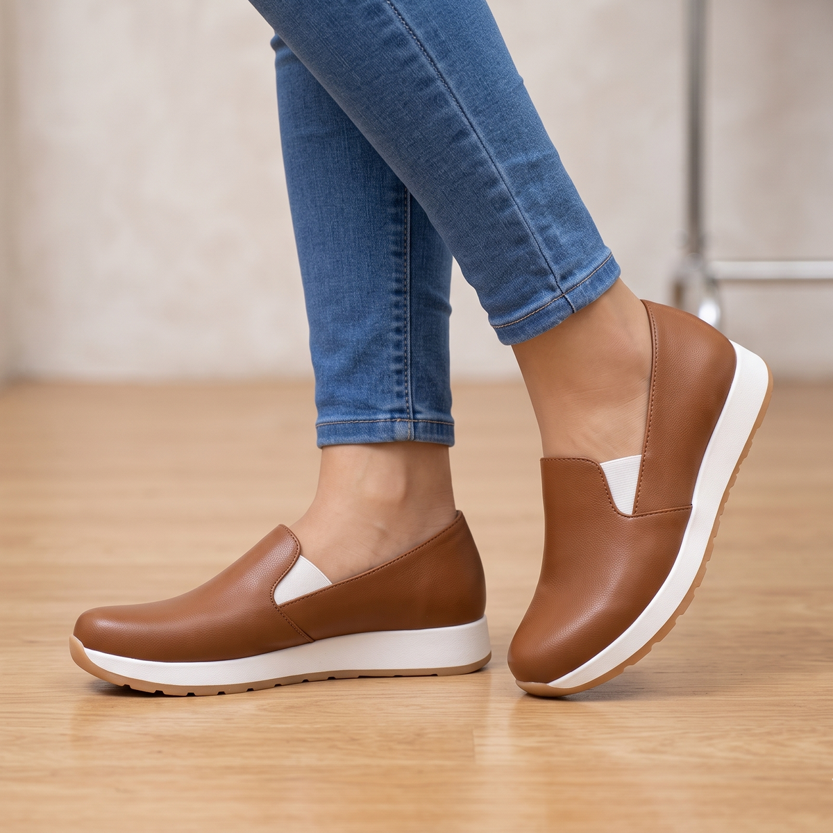 Mocasines de Cuerina con Plataforma — Modelo Milan