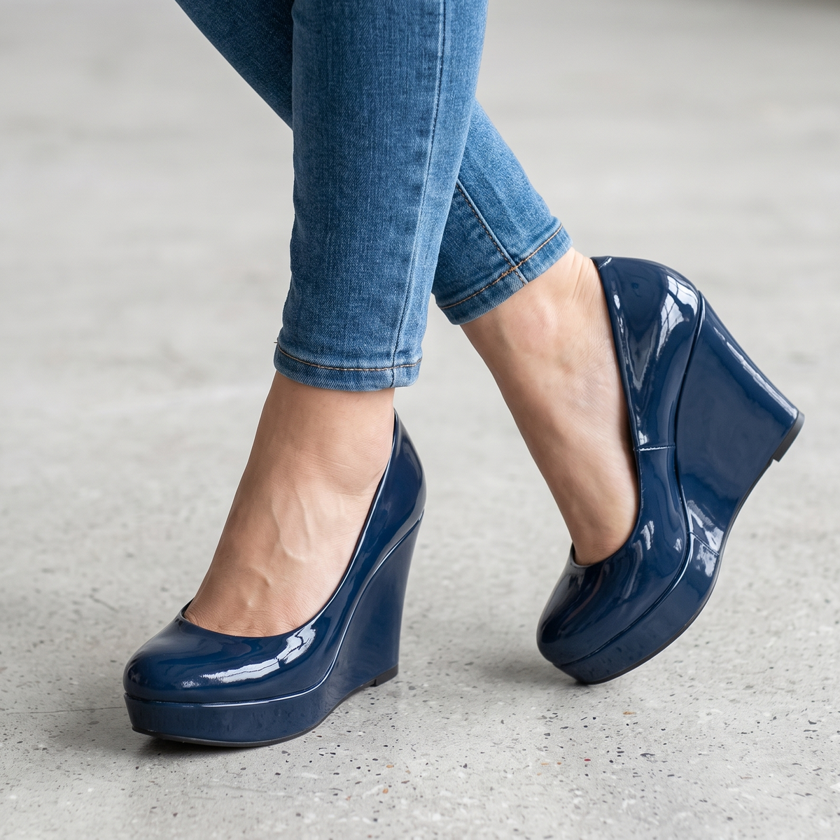 Cuñas de Charol con Plataforma — Modelo Maria Isabel
