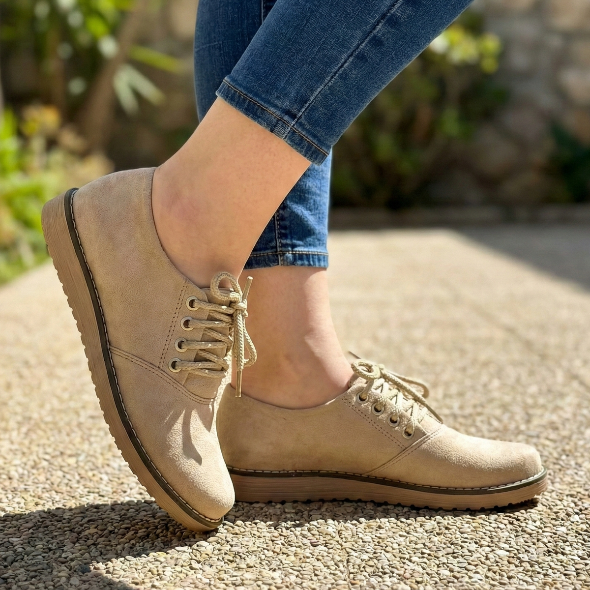 Zapatos Oxford de Gamuza con Cordones — Modelo Lyra