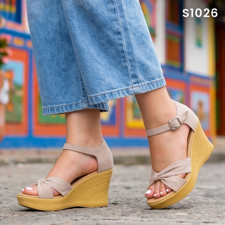 Sandalias de Cuña con Nudo Frontal — Modelo Noa