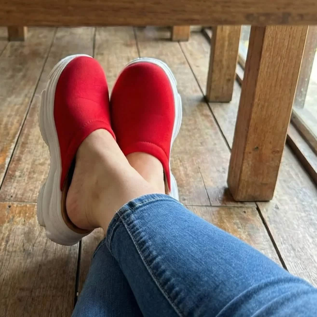 Mules de Neopreno con Suela Gruesa — Modelo Oriana