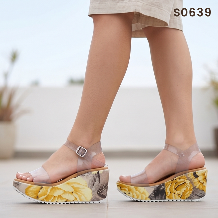Sandalias de Plataforma Floreada — Modelo Lucero