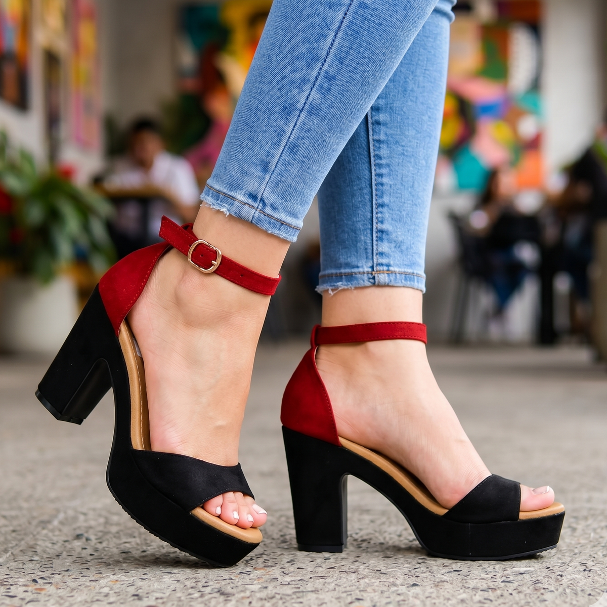 Sandalias de Gamuza con Plataforma — Modelo Rubi