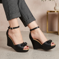 Sandalias de Plataforma con Moño — Modelo Yara