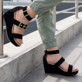Sandalias de Gamuza con Plataforma — Modelo Luisa Fernanda