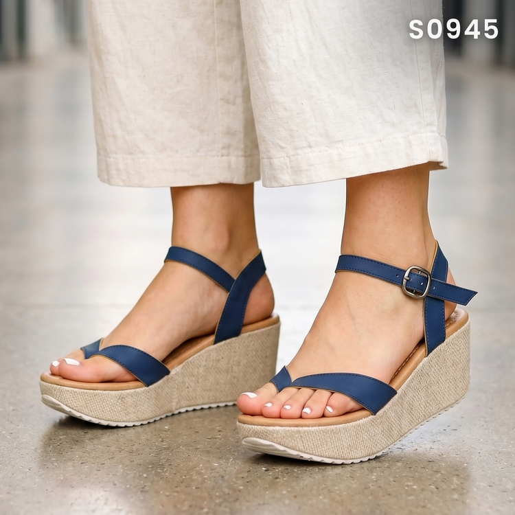 Sandalias de Plataforma con Hebilla — Modelo Doris