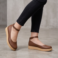 Zapatos Cerrados con Correa de Hebilla — Modelo Laura