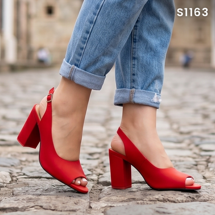 Sandalias de Tacón Grueso con Hebilla — Modelo Agata
