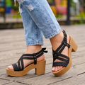 Sandalias con Correas Cruzadas y Plataforma — Modelo Pilar